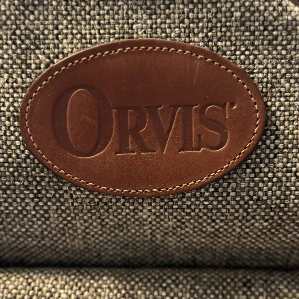 Orvis Leather and Tweed Backpack - Picture 2 of 11